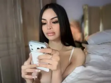 Chaturbate Watch Live Sex Cams of elyshunter