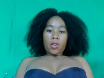 Chaturbate Live Sex Cam of bemonique