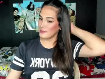 Chaturbate Live Sex Cam of diamond_foxy