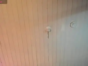 Chaturbate Live Sex of mxli_divine_