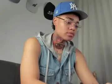 Chaturbate Nude Webcam of santi_xximo