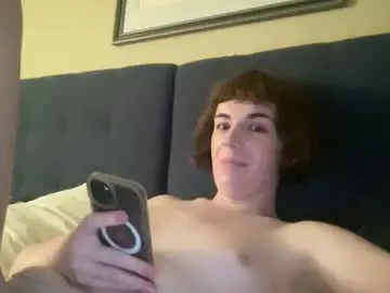 Chaturbate Live Sex Cam of elly_luxe