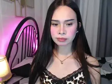 Chaturbate Best live sex cam show of hoelymolly