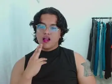Chaturbate Free Porn Cam of dan_blous