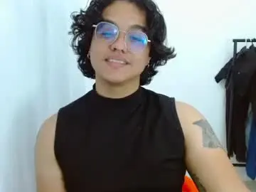 Chaturbate Free Live Porn of dan_blous
