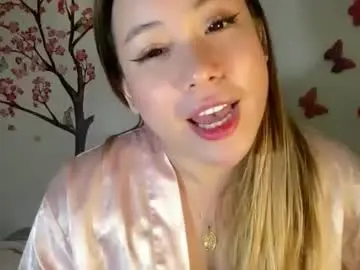 Chaturbate Best live sex cam show of delicious_iya69