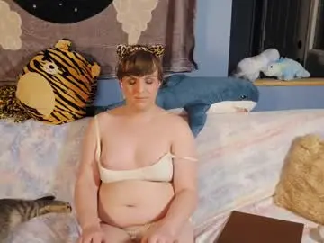 Chaturbate Free Live Porn of maddy_cat