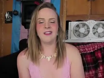 Chaturbate Free Live Porn of ladyboyhomemaker