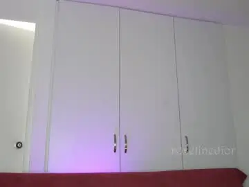 Chaturbate Best live sex cam show of roselinedior