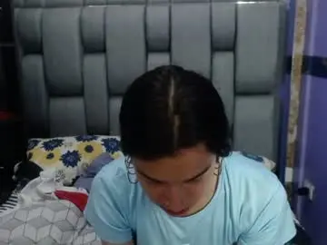 Chaturbate Live Sex Cam of amy_blair__