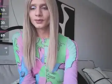 Chaturbate Nude Webcam of huge_vee