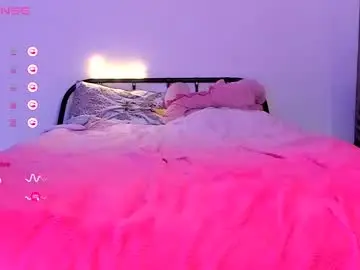 Chaturbate Live Porn of rainbowpony420