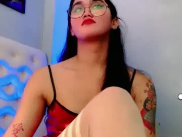 Chaturbate Live Sex Cam of holly_sunshine69