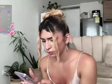 Chaturbate Best Webcam of isa__fox_1
