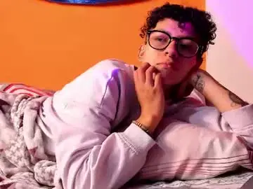 Chaturbate Adult Video Chat of nova_evan7