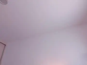 Chaturbate Free Live Porn of adhara_walton