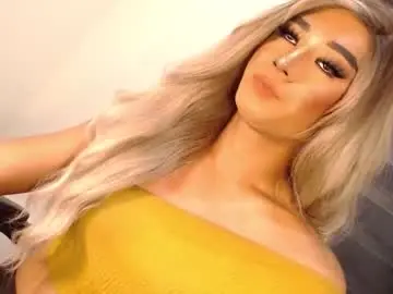 velvet_fux from chaturbate