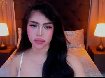 Chaturbate Free Live Porn of hennessygoddess69