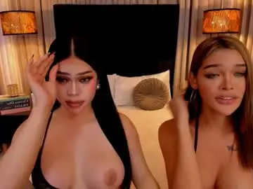 Chaturbate Free Porn Cam of hennessygoddess69