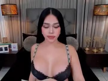 Chaturbate Free Porn Cam of hennessygoddess69