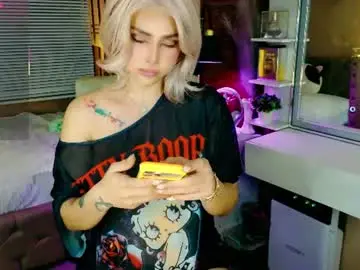 Chaturbate Sex Chat of xhey_honeyx