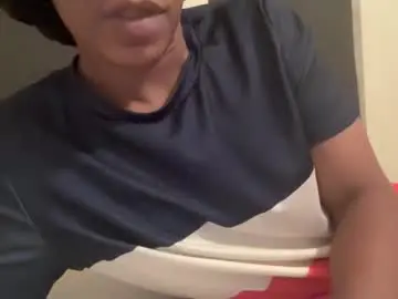 Chaturbate Live Sex Cam of mantismillie