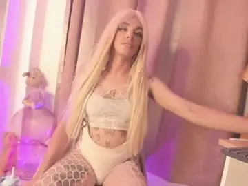Chaturbate Live Sex Cam of danielamay00