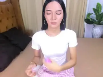 Chaturbate Adult Webcam of hailyourqueenofsatisfaction