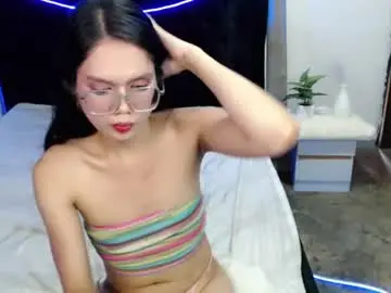 Chaturbate Free Live Porn of ir_loverrammy69