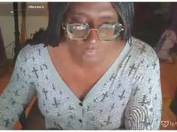Chaturbate Live Sex Cam of naomifux