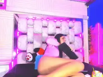 Chaturbate Nude Webcam of mahiara_hot