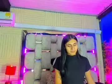 Chaturbate Live Sex Cam of mahiara_hot