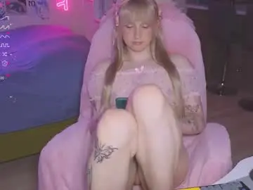 pinkvenom_ from chaturbate