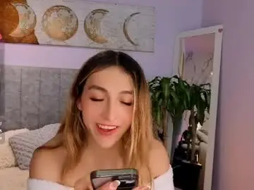 Chaturbate Best live sex cam show of antonellastar24_