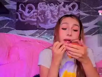 Chaturbate Live Sex Cam of antonellastar24_