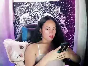 Chaturbate Live Sex Cam of fuckingjoy07