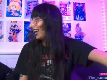 Chaturbate Live Sex Cam of snowblack_