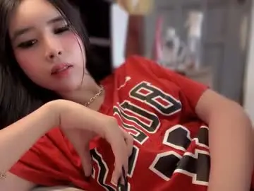 Chaturbate Nude Webcam of cute_ciara