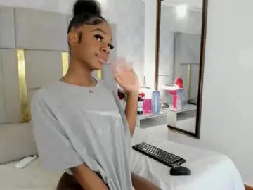 Chaturbate Nude Webcam of isisbrown_