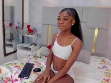 Chaturbate Live Sex Cam of isisbrown_