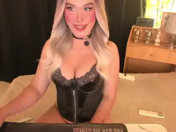 Chaturbate Free Porn Cam of lilymonstercock