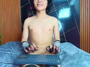 Chaturbate Nude Webcam of mich_marin