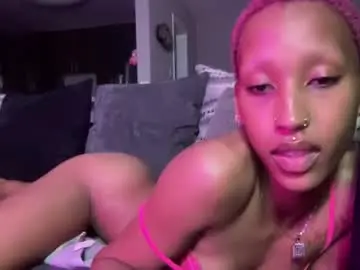 Chaturbate Live Sex Cam of luxethenymph