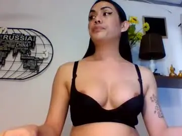 Chaturbate Adult Webcams of bellaqueen69