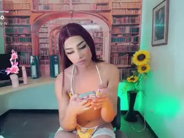 Chaturbate Live Sex of emeli_roushot