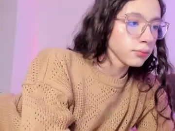 Chaturbate Live Sex Cam of pretty_moonn2
