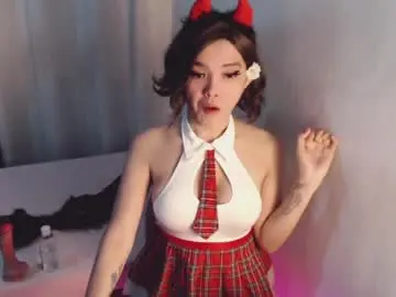 Chaturbate Free Live Porn of mlss_seductiveqiri23