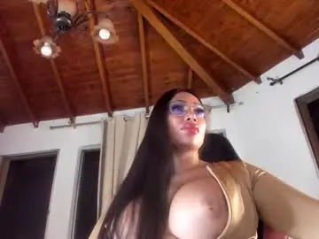 Chaturbate Live Sex of honey_sunshine7