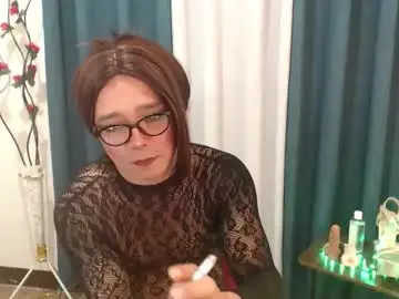 Chaturbate Adult Video Chat of urqueen_cassandra