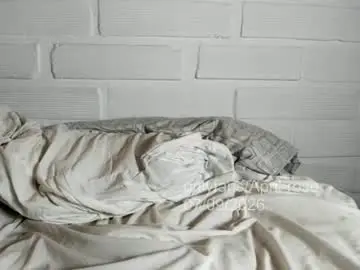 Chaturbate Live Sex Cam of april_rose19